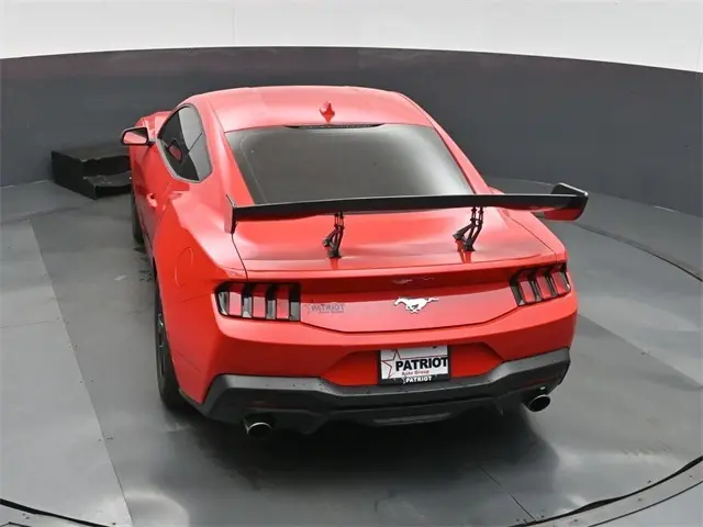 2024 Ford Mustang EcoBoost photo 28