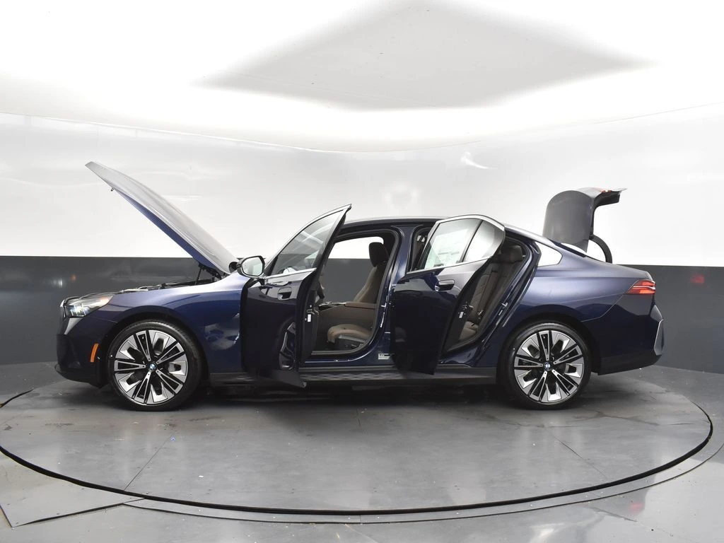 2026 BMW 5 Series 530i - Photo 46