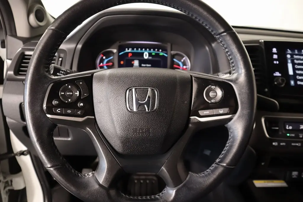 2021 Honda Pilot Special Edition photo 3