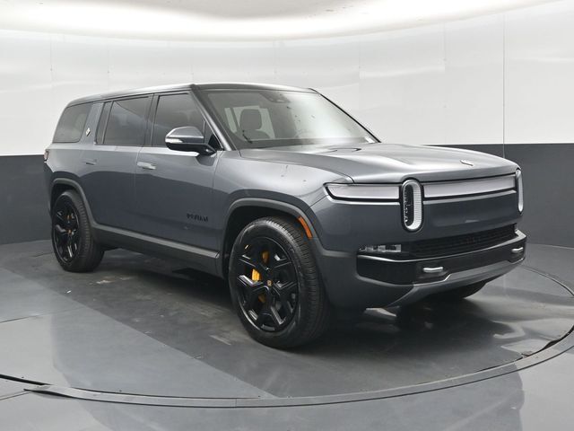 2024 Rivian R1S Adventure