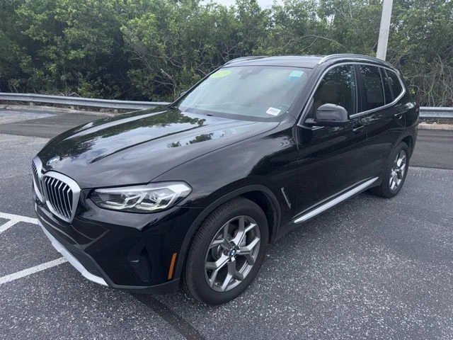 2023 BMW X3 sDrive30i's photo