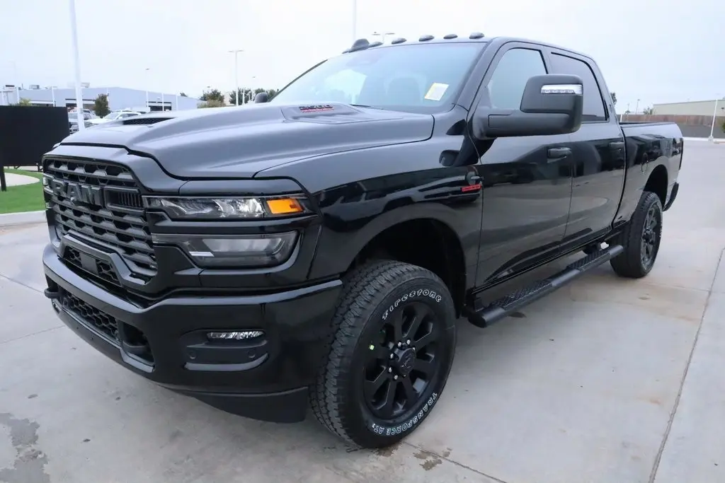 2026 Ram 2500 Tradesman photo 2