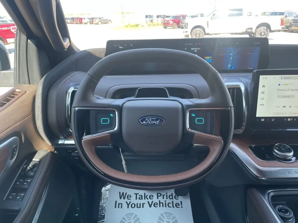 2025 Ford Expedition King Ranch photo 10