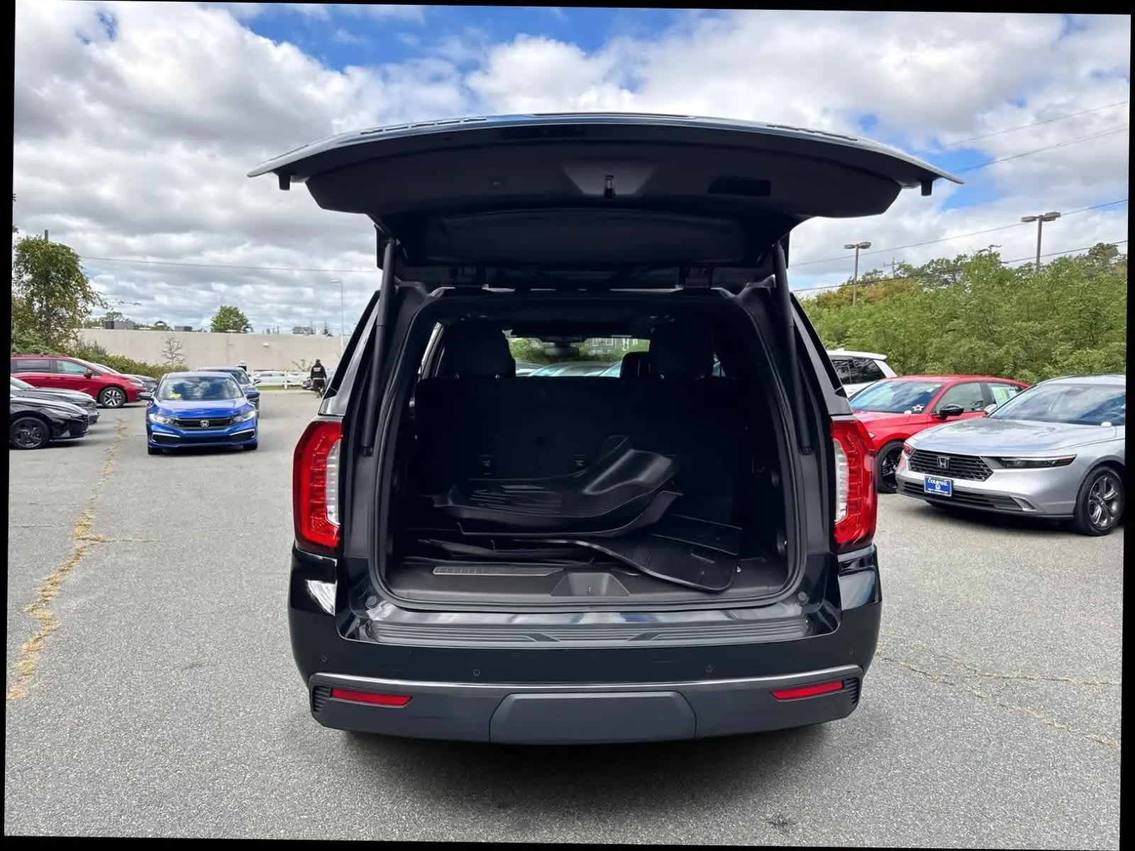 2021 Gmc Yukon AT4 photo 37