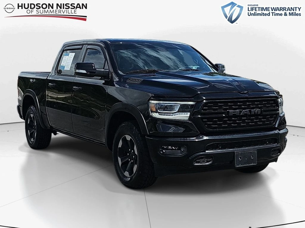 2022 RAM 1500 Big Horn/Lone Star 4x4 Crew Cab 5'7's photo
