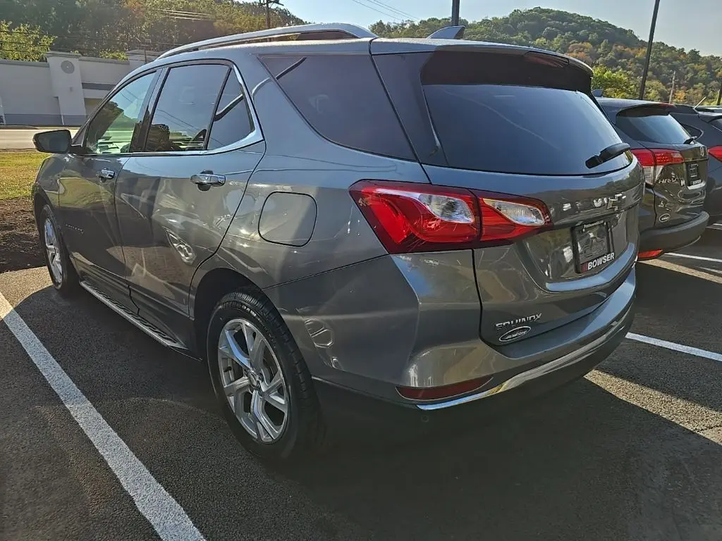 2018 Chevrolet Equinox Premier photo 2