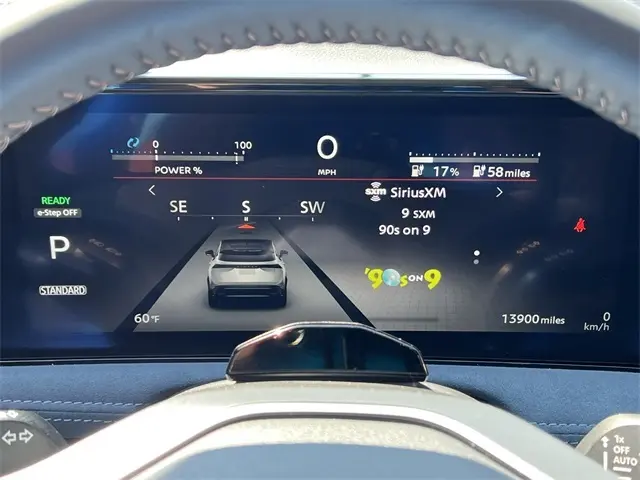 2023 Nissan ARIYA Platinum e-4ORCE photo 13