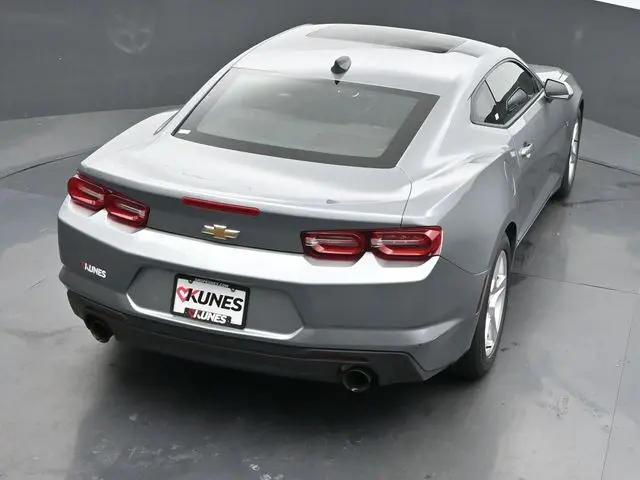 2023 Chevrolet Camaro 1LT photo 31