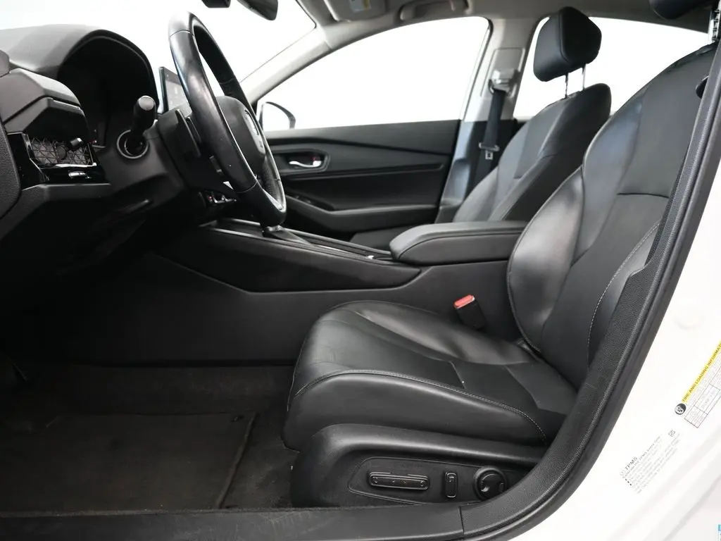 2023 Honda Accord Hybrid Touring photo 13