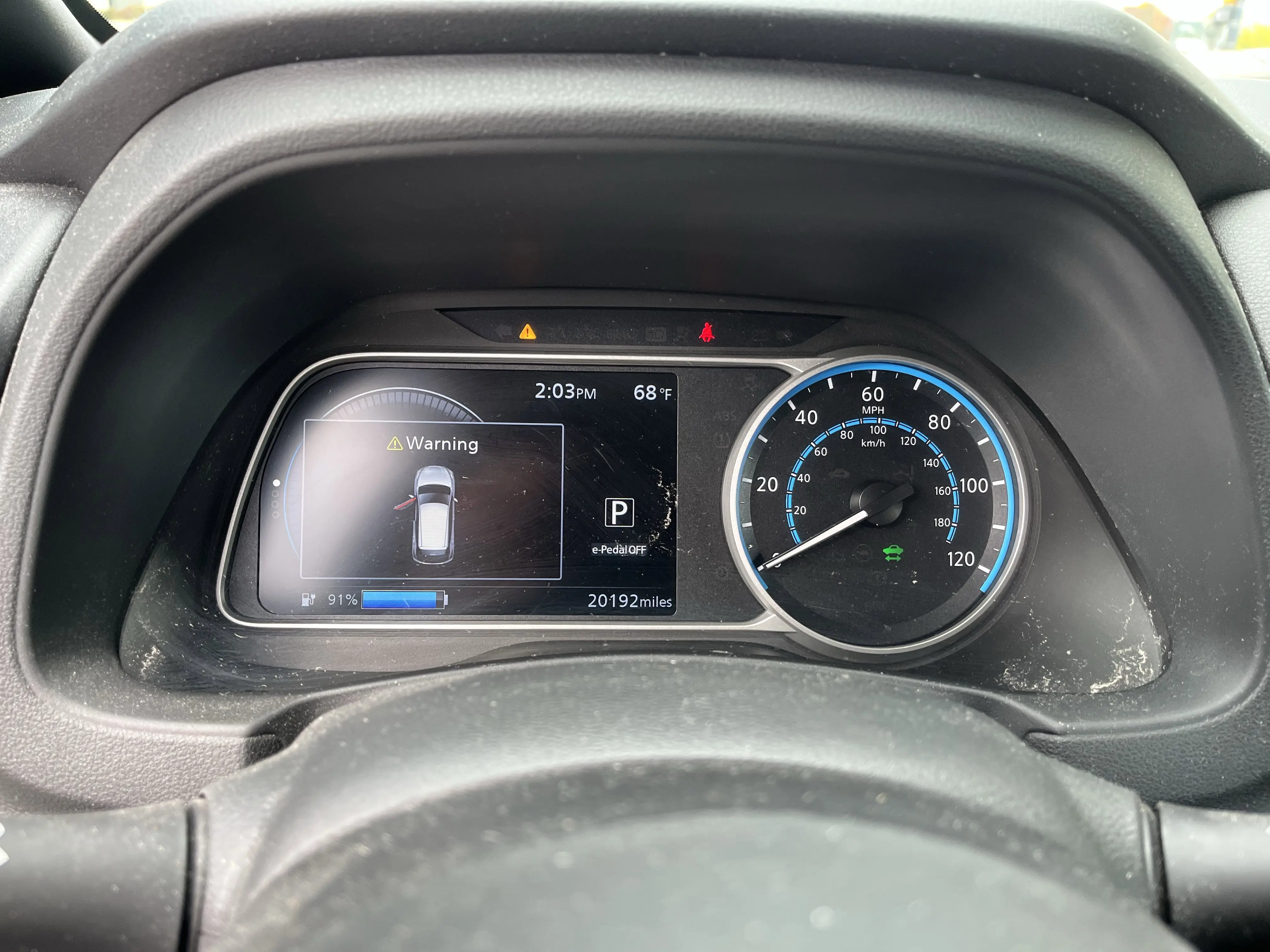 2024 Nissan Leaf SV photo 12