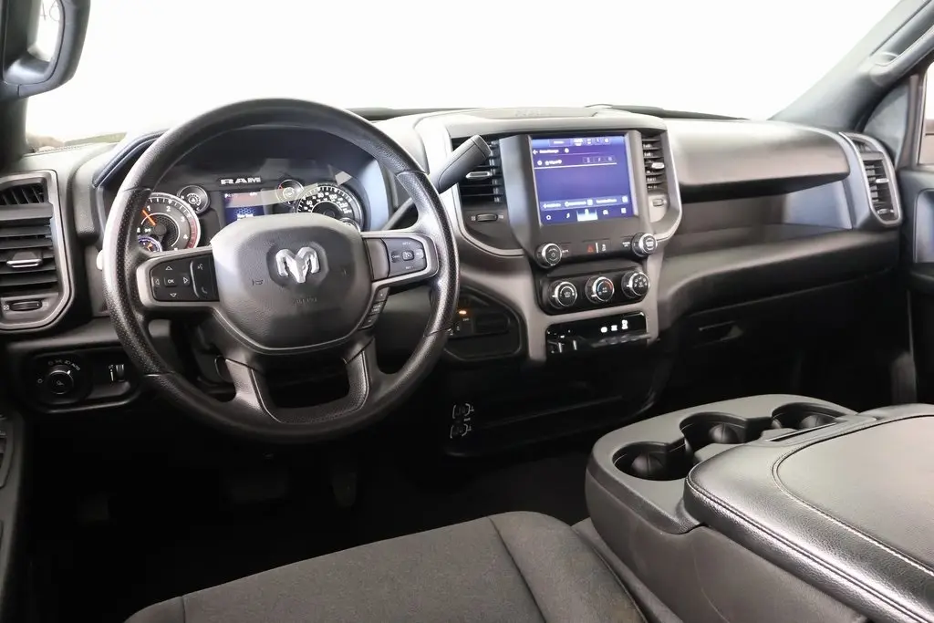 2024 Ram 2500 Tradesman photo 2