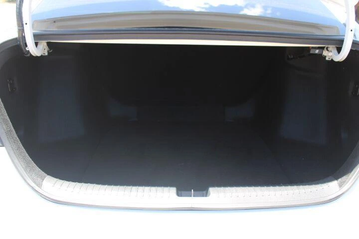 2024 Honda Accord LX - Photo 20