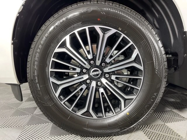 2026 Nissan Armada SL - Photo 13