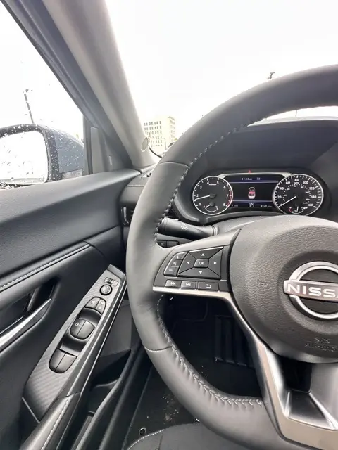 2025 Nissan Sentra SV photo 15