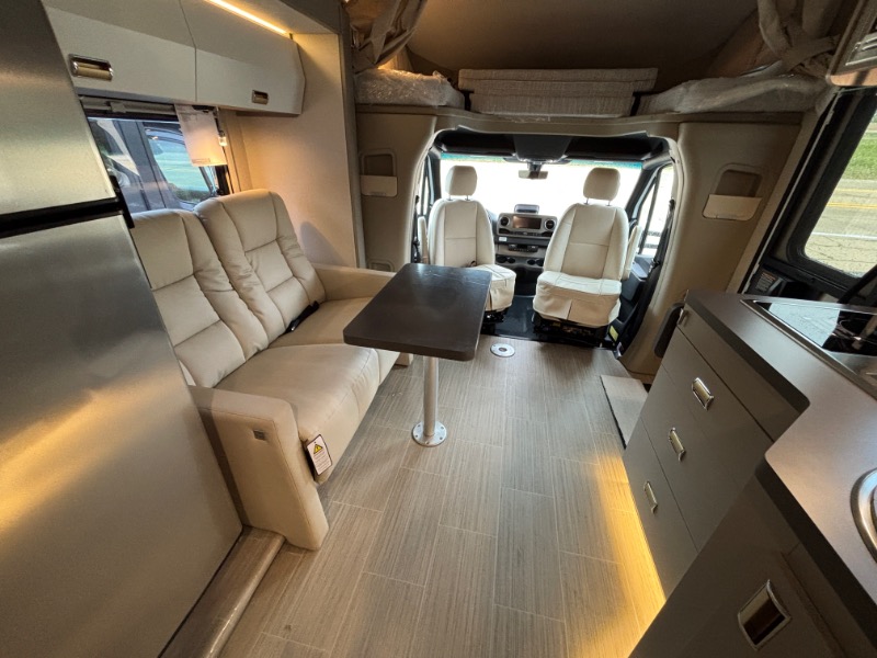 View 24R/24R/2026 image-31