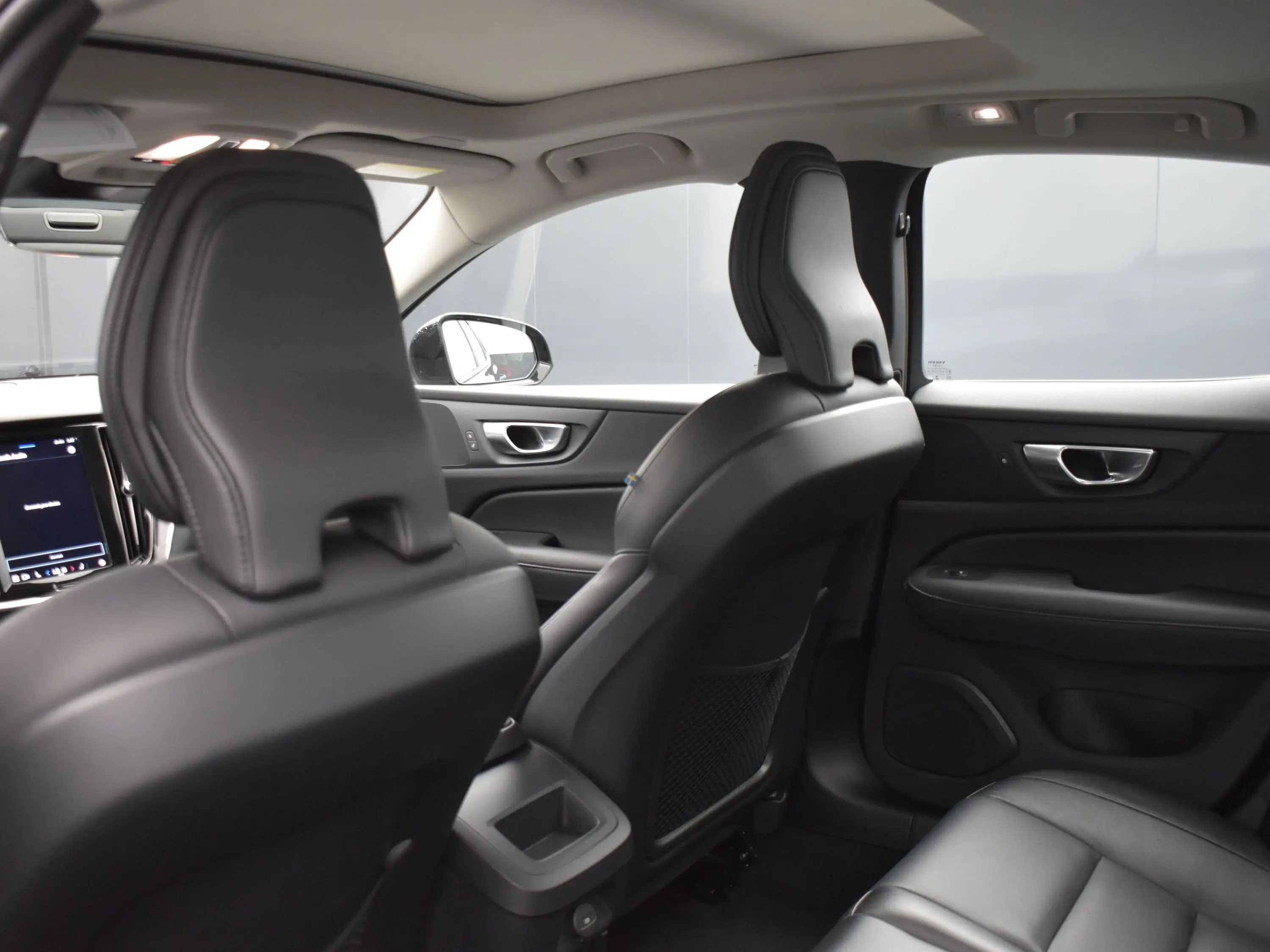 2024 Volvo S60 B5 AWD Core photo 10