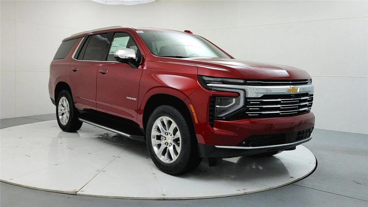 2026 Chevrolet Tahoe Premier's photo
