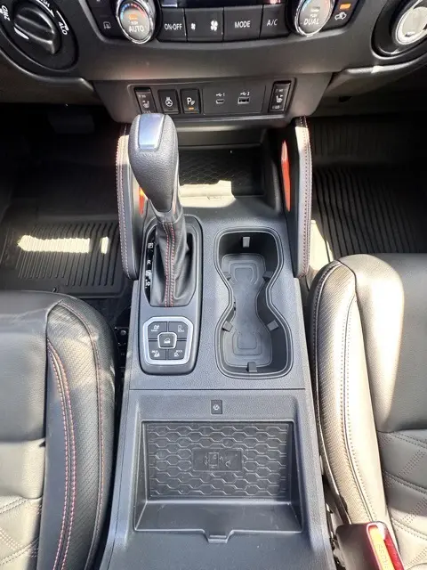 2026 Nissan Frontier PRO-4X photo 17