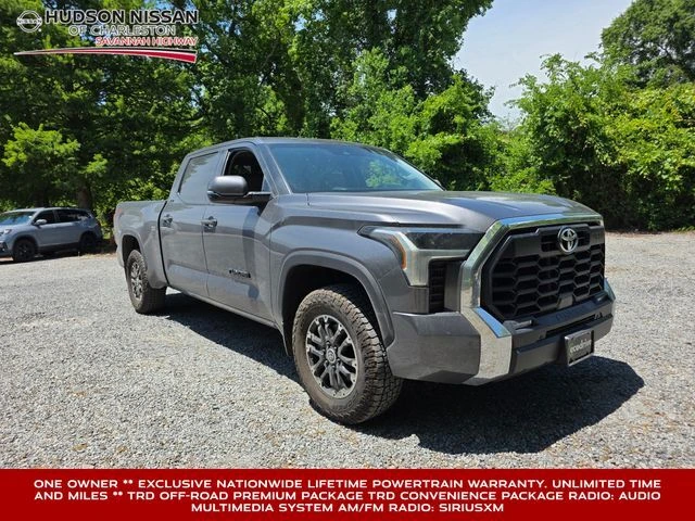 2022 Toyota Tundra SR5 3.4L 4WD CrewMax 6.5' Bed's photo