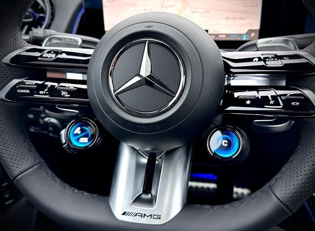 2026 Mercedes-Benz GLB AMG GLB 35 - Photo 21