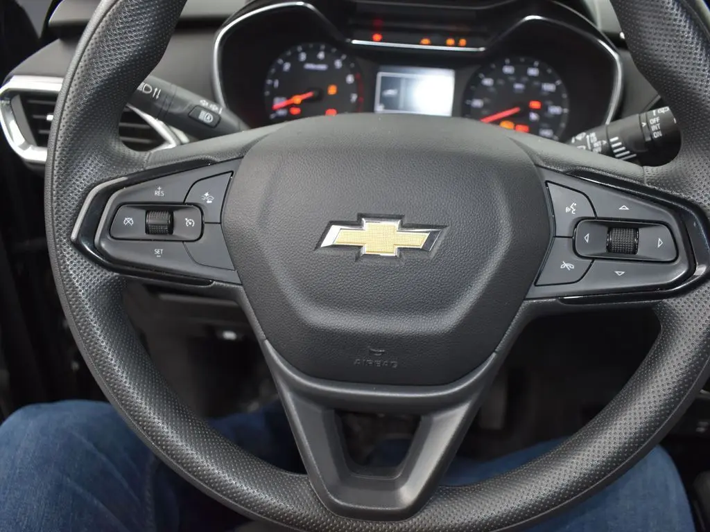 2023 Chevrolet Trailblazer LT photo 14