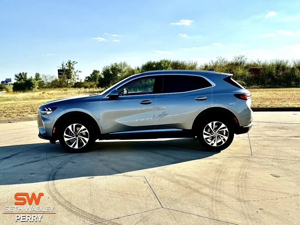 2023 Buick Envision Essence photo 4