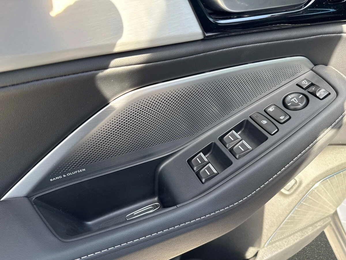 2026 Acura MDX Technology Package - Photo 18