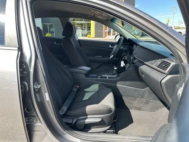 2018 Kia Optima LX photo 21