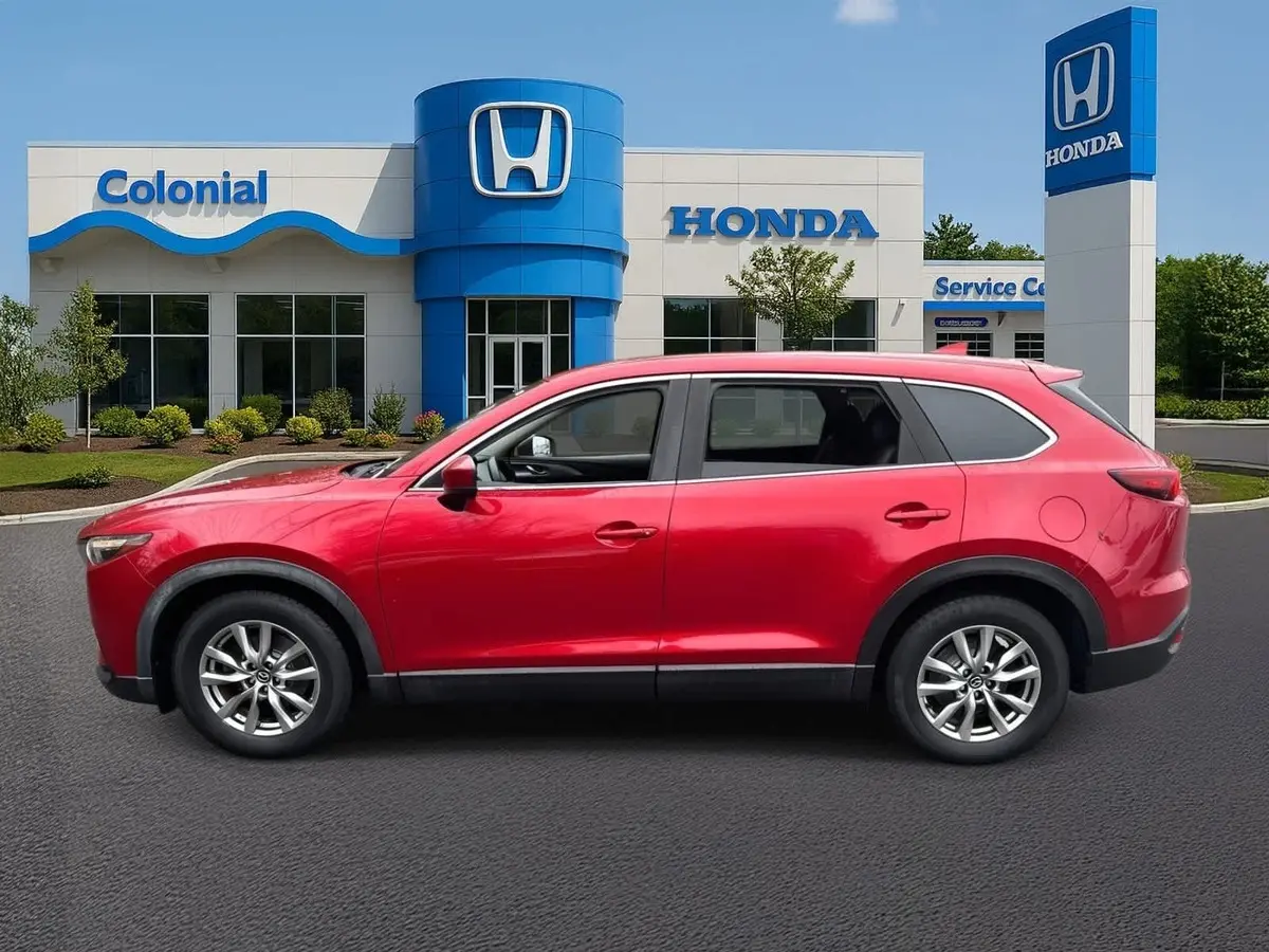 2017 Mazda CX-9 Touring photo 2