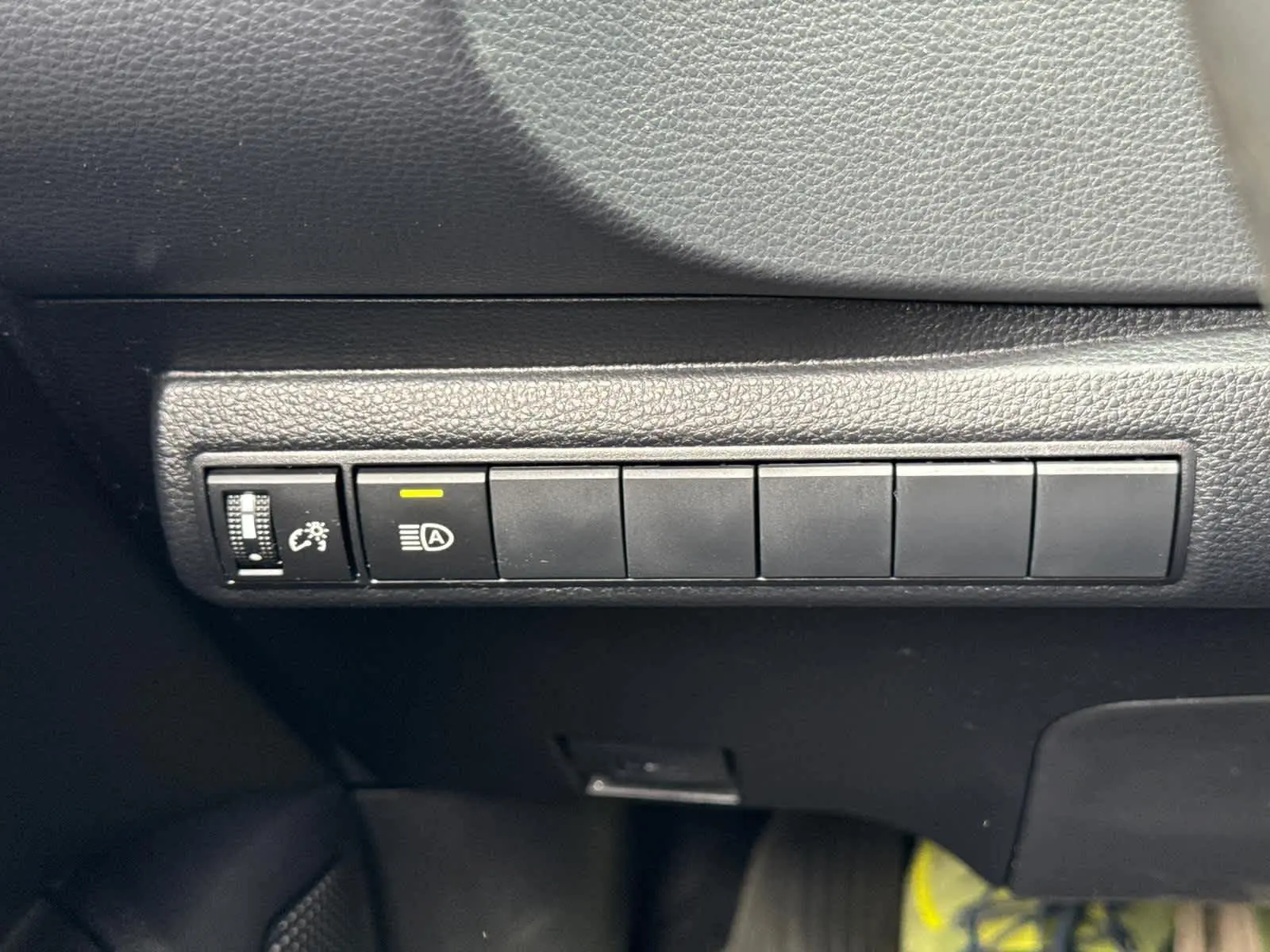 2022 Toyota Corolla SE photo 22