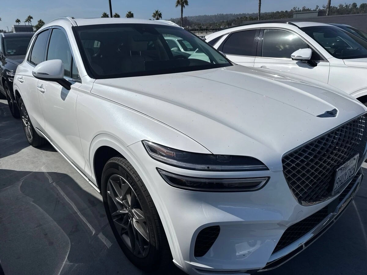 2023 GENESIS GV70
