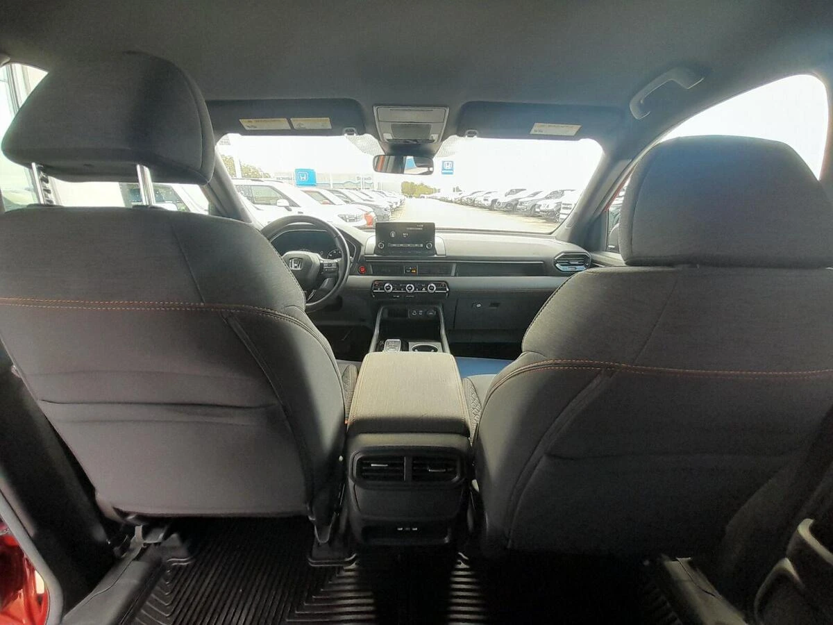 2025 Honda Pilot Sport - Photo 40