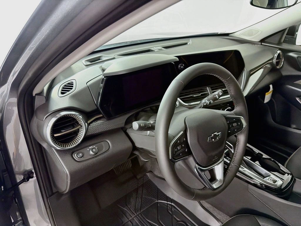 2026 Chevrolet Trax Activ - Photo 9