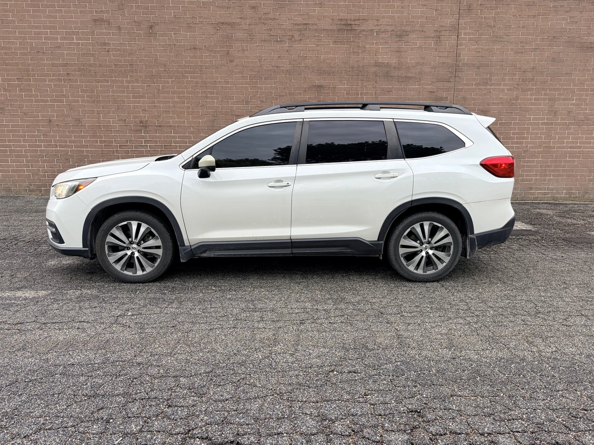 Used 2020 Subaru Ascent Premium with VIN 4S4WMAED8L3438263 for sale in Kansas City