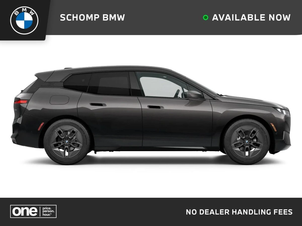 2026 BMW iX Base's photo