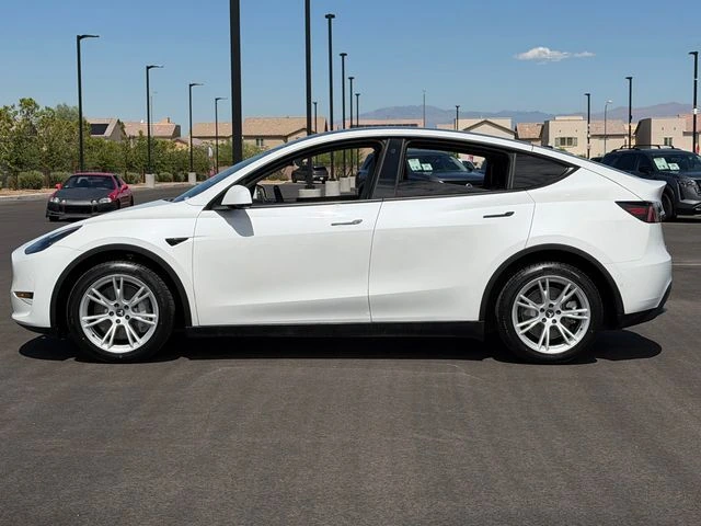 Used 2021 Tesla Model Y Long Range with VIN 5YJYGDEE8MF276184 for sale in Las Vegas, NV