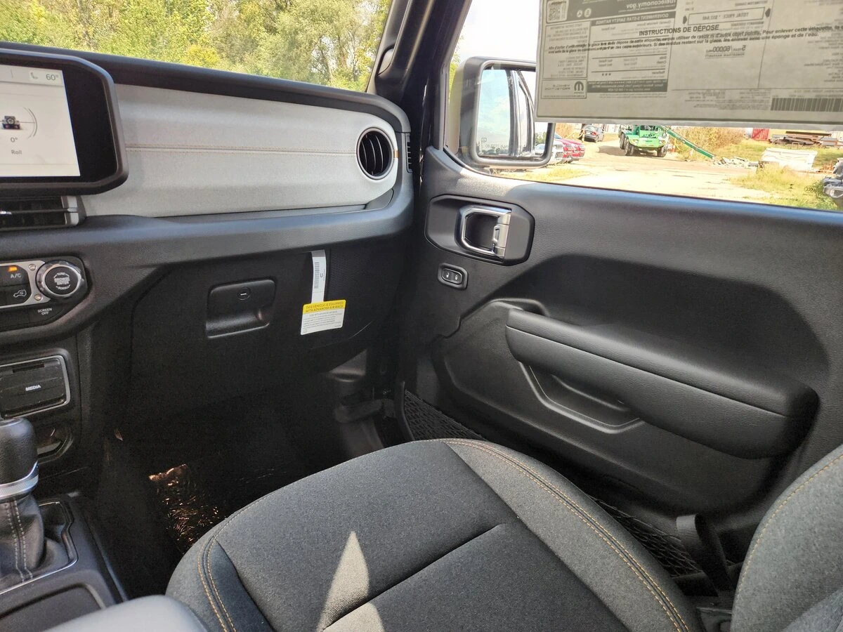 2025 Jeep Wrangler 4-Door Sport S - Photo 20