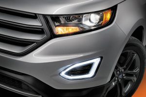 2018 Ford Edge front exterior grille and headlights_o