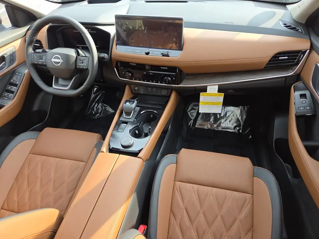 2026 Nissan Rogue Platinum photo 32
