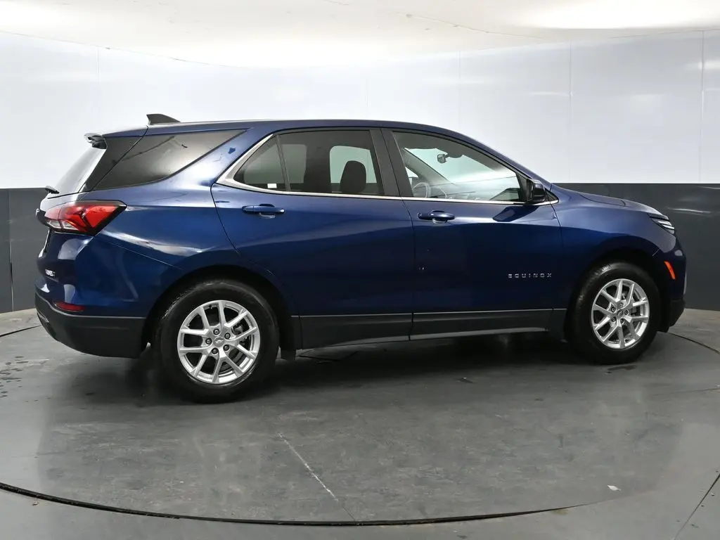 Used 2023 Chevrolet Equinox LT with VIN 3GNAXKEG5PL203519 for sale in Elkhorn, WI