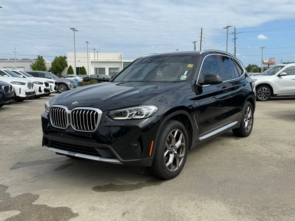 2023 BMW X3 sDrive30i's photo