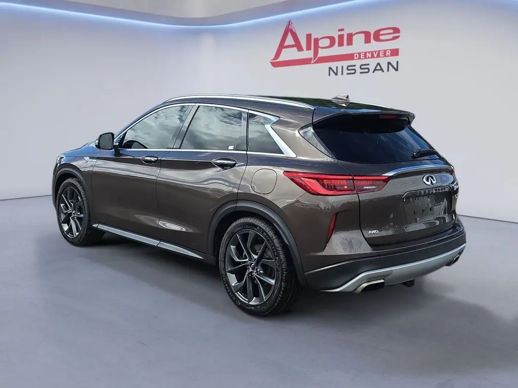 2019 Infiniti QX50 PURE photo 2