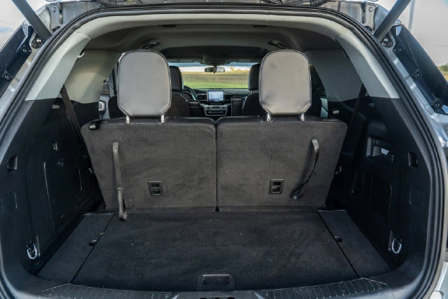 2023 Ford Explorer XLT - Photo 18