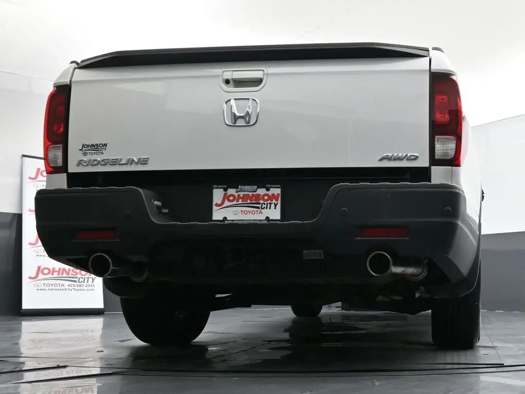 2023 Honda Ridgeline Black Edition photo 41