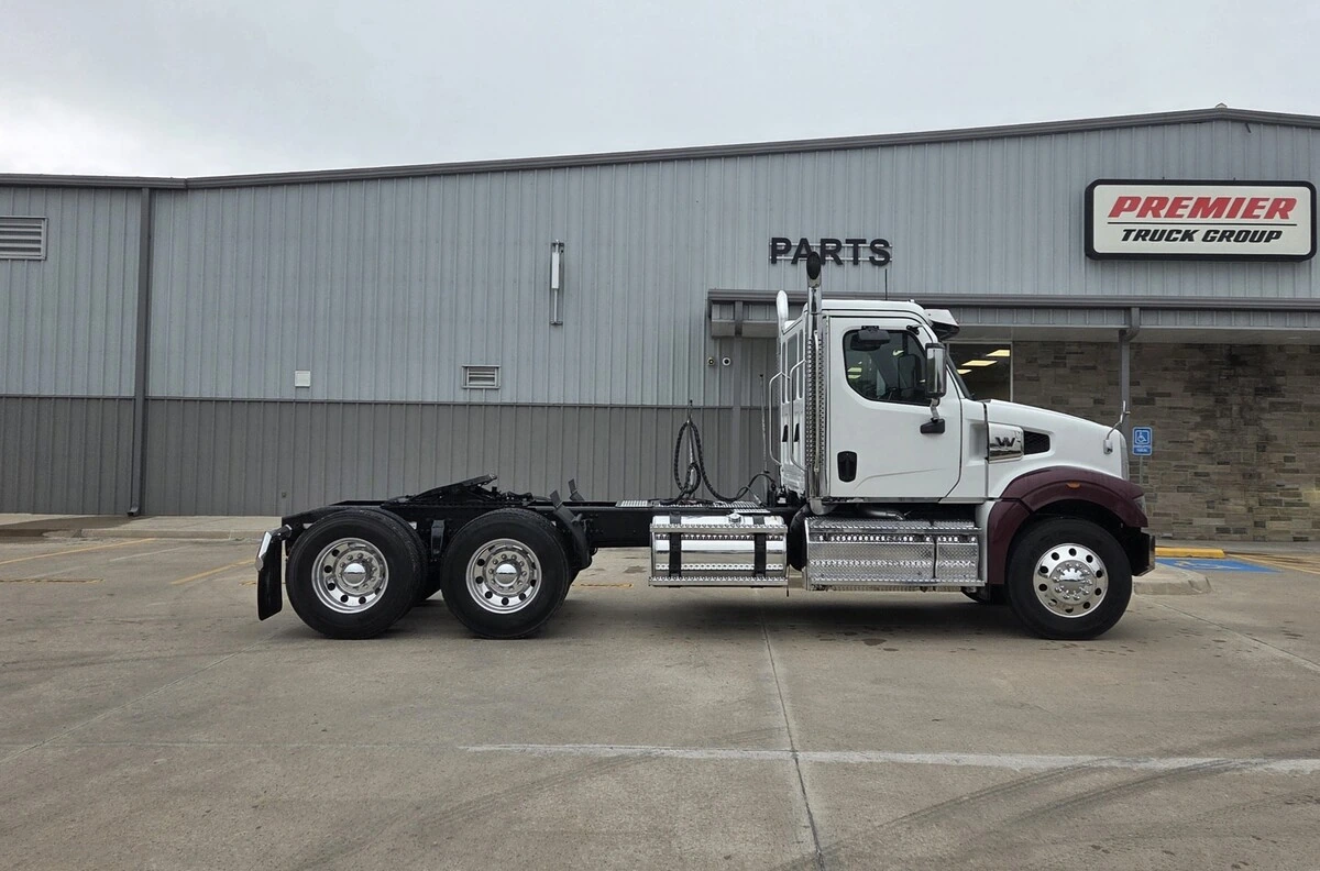 2022 Western Star 49X — photo 4