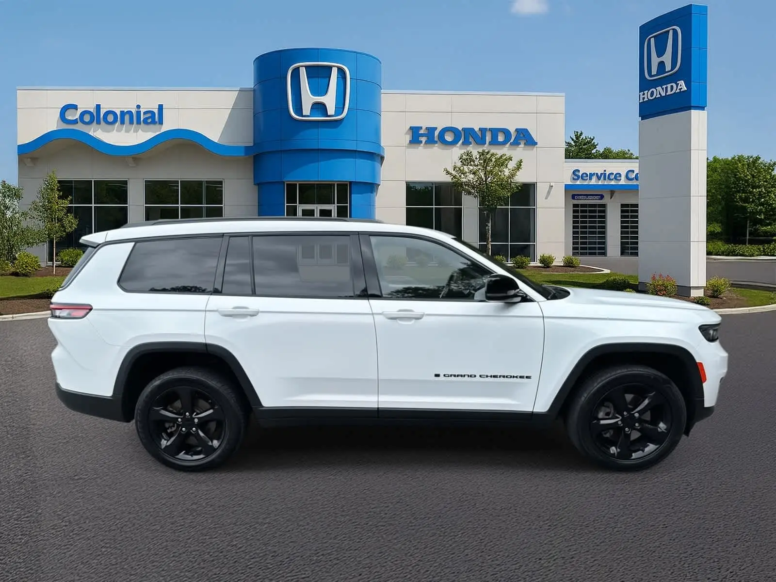 2023 Jeep Grand Cherokee Altitude photo 5