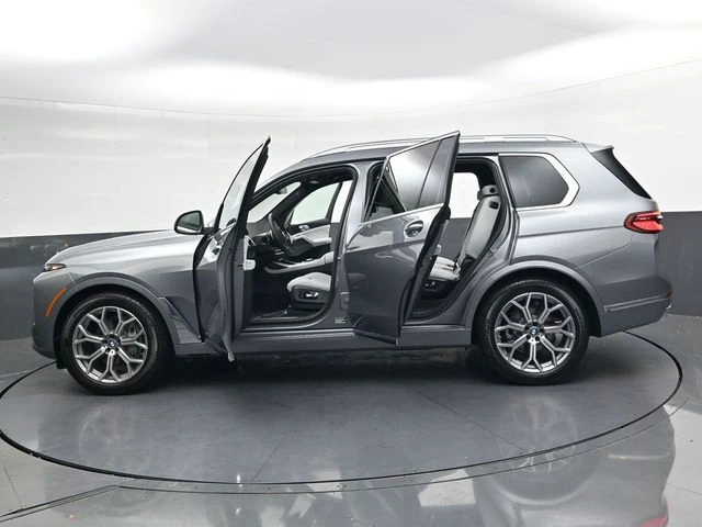 2026 BMW X7 40i - Photo 36