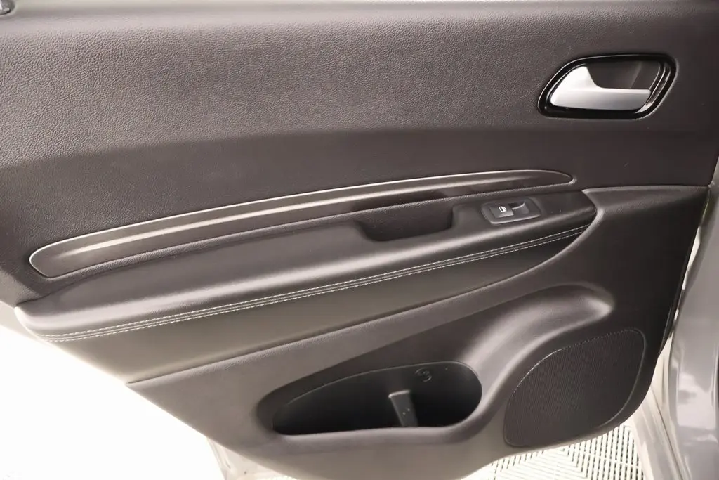 2024 Dodge Durango SXT Plus photo 4