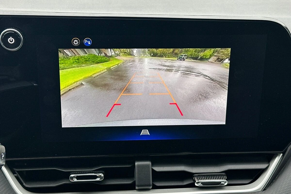 2025 Chevrolet Equinox LT - Photo 20
