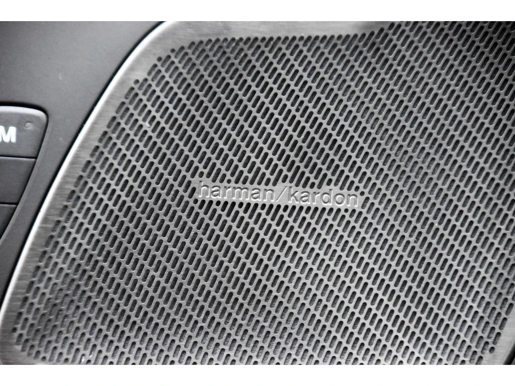 2026 Volvo - image 22